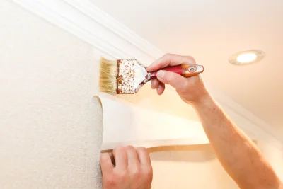 Pose de papier peint à Laveraët — revêtements muraux et toiles de verre